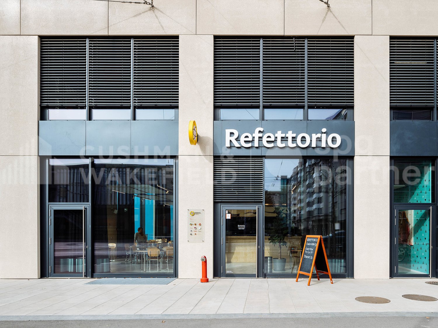 336m² commerciale