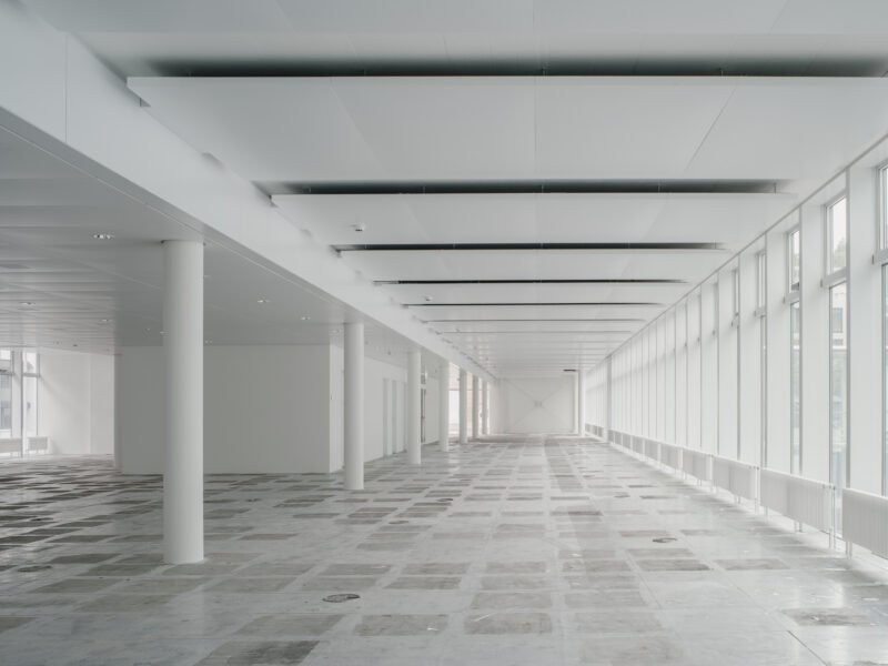 815m² commerciale