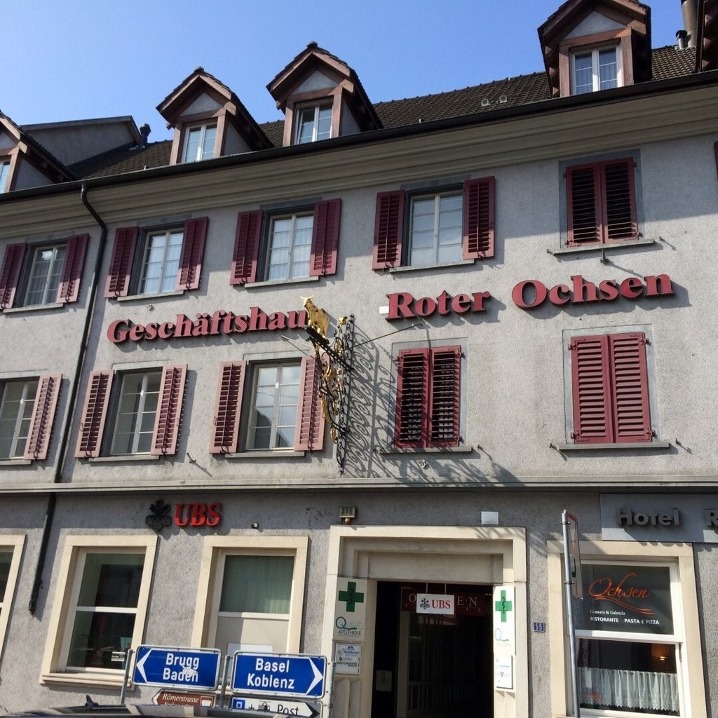 188m² shop
