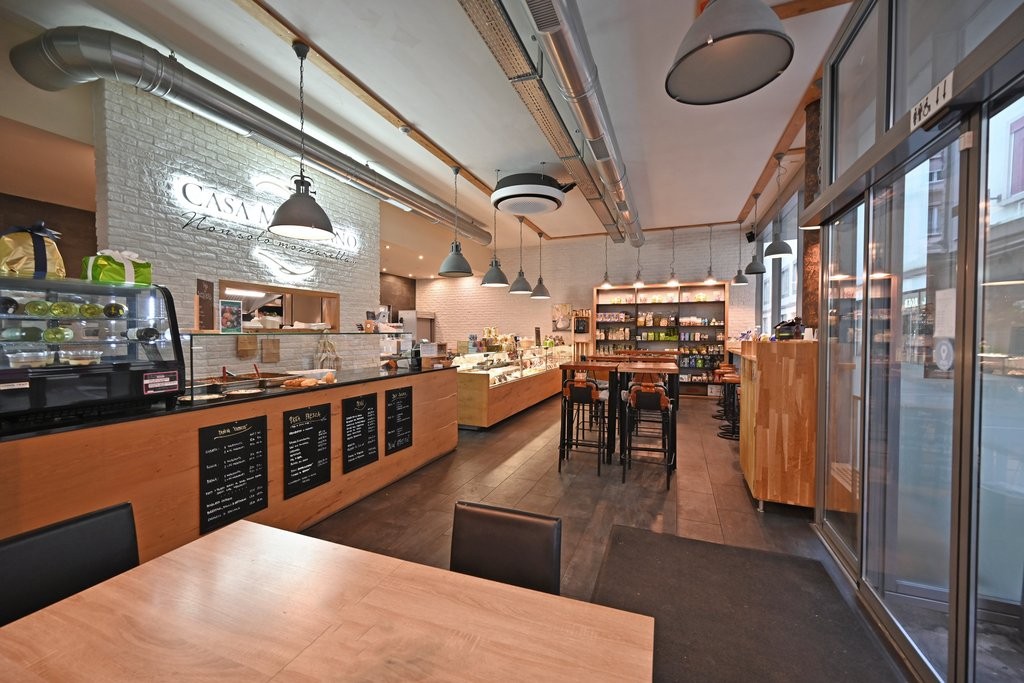 316m² negozio