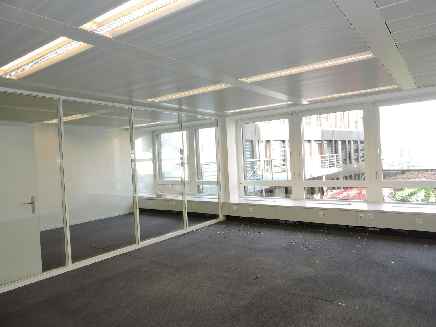 95m² ufficio, foto 3 di 8