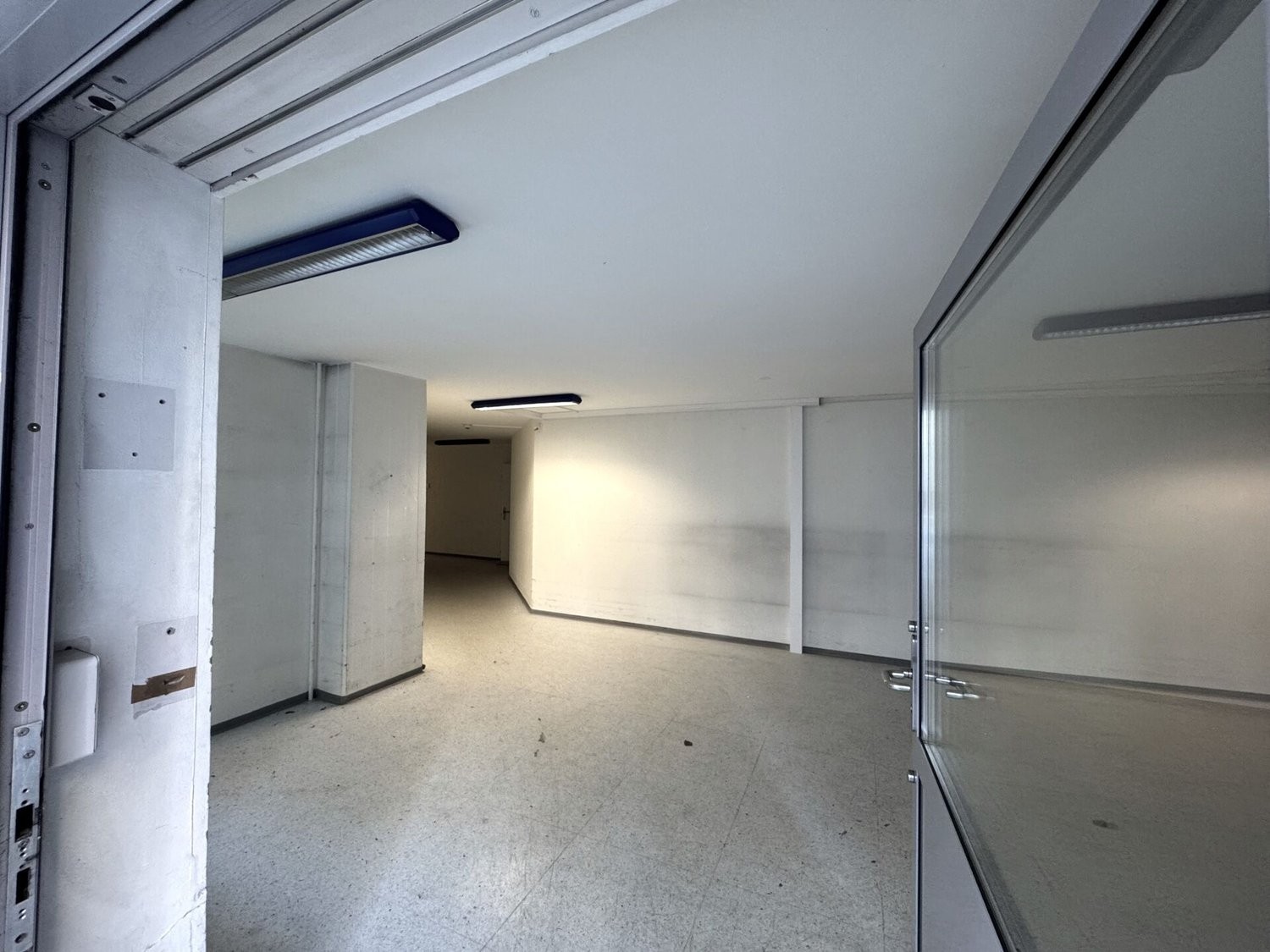 97m² commerciale