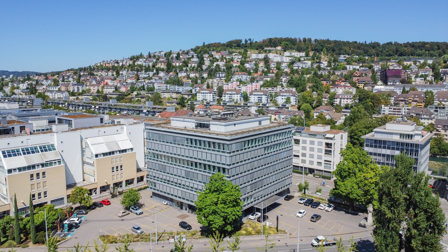 1070m² ufficio