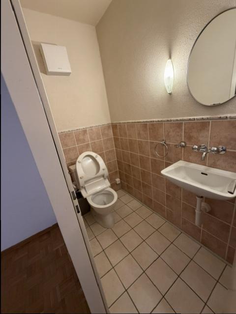 5 rooms apartment