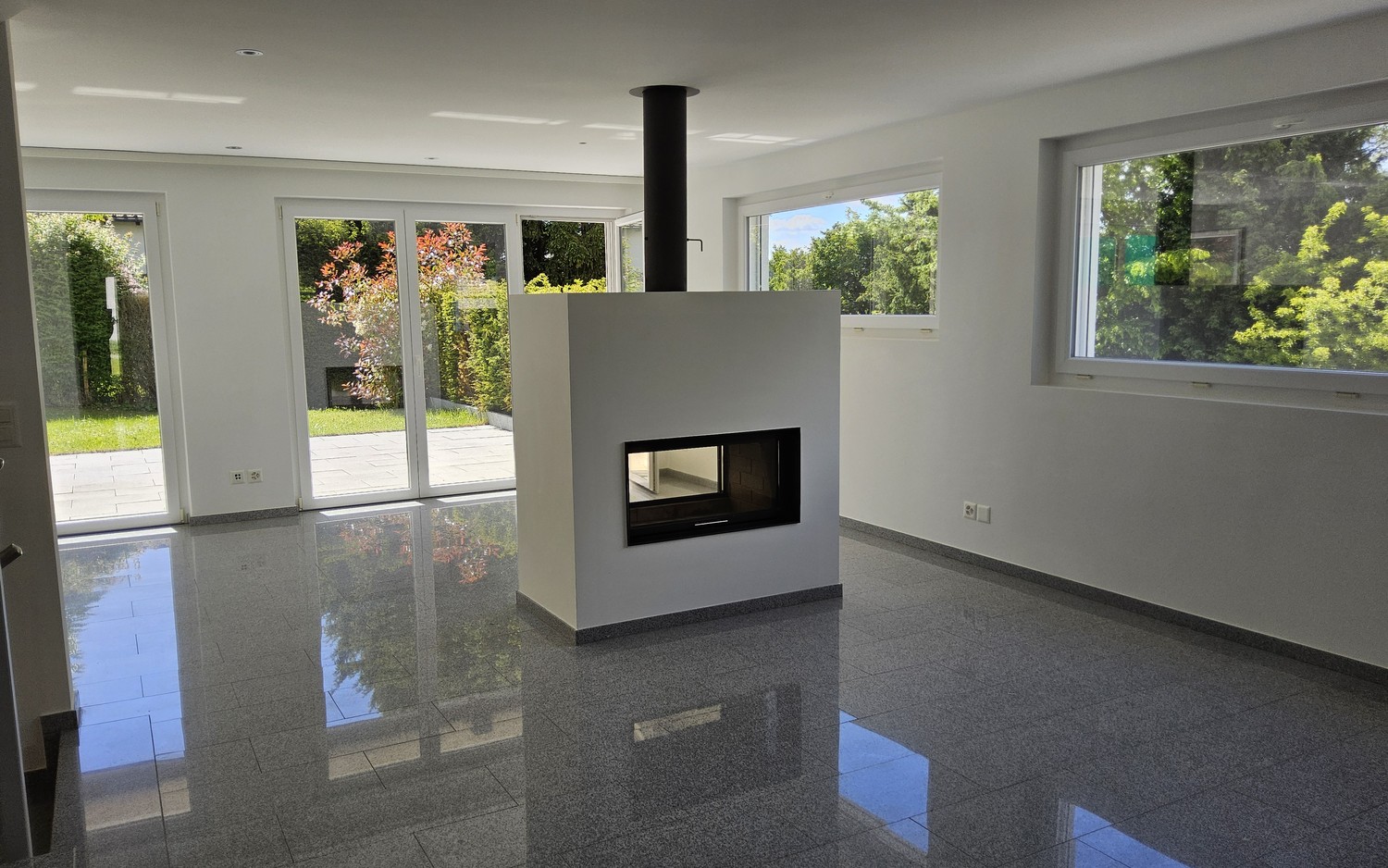 Casa singola di 5 ½ locali, foto 1 di 10