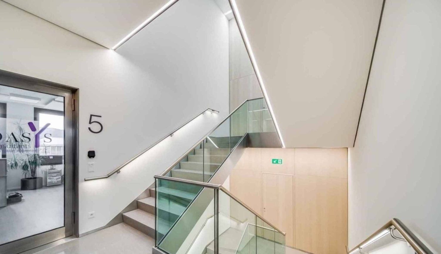 50m² office
