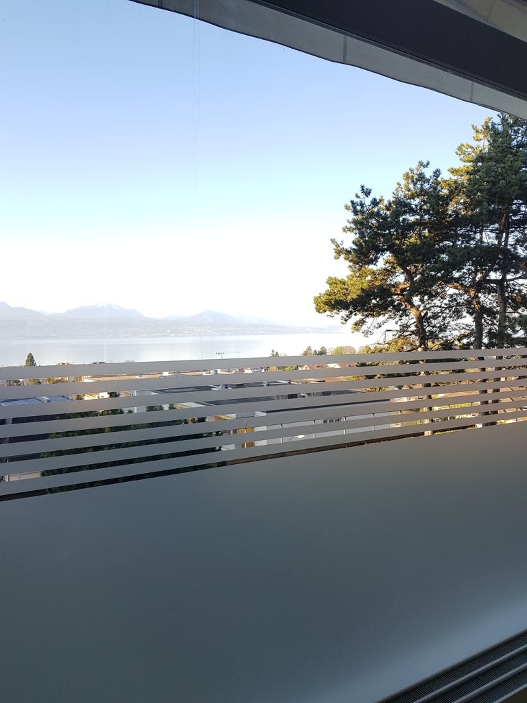 65m² negozio, foto 1 di 6