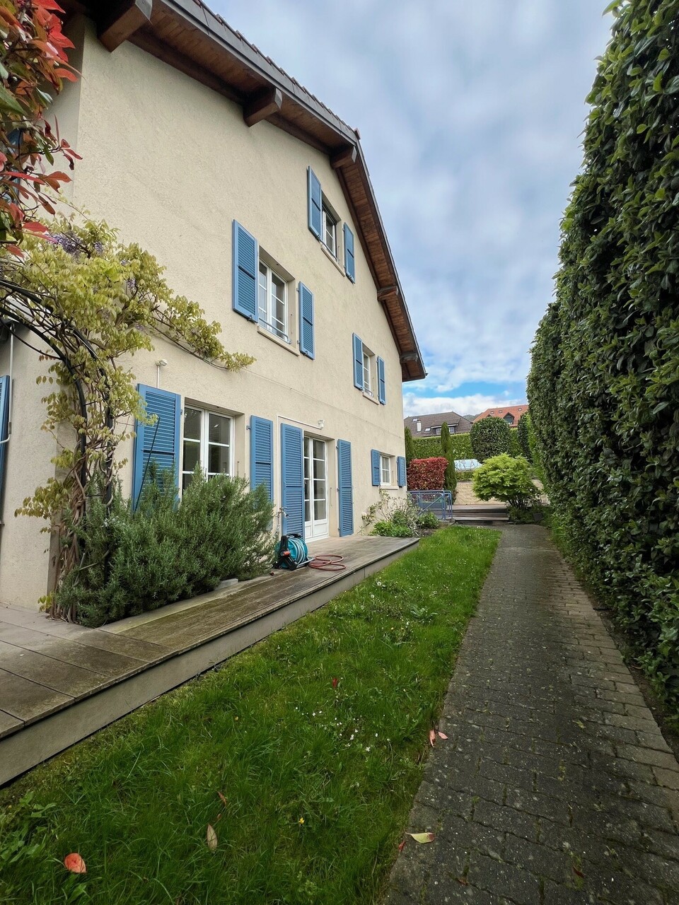 casa duplex di 5 locali, foto 2 di 10