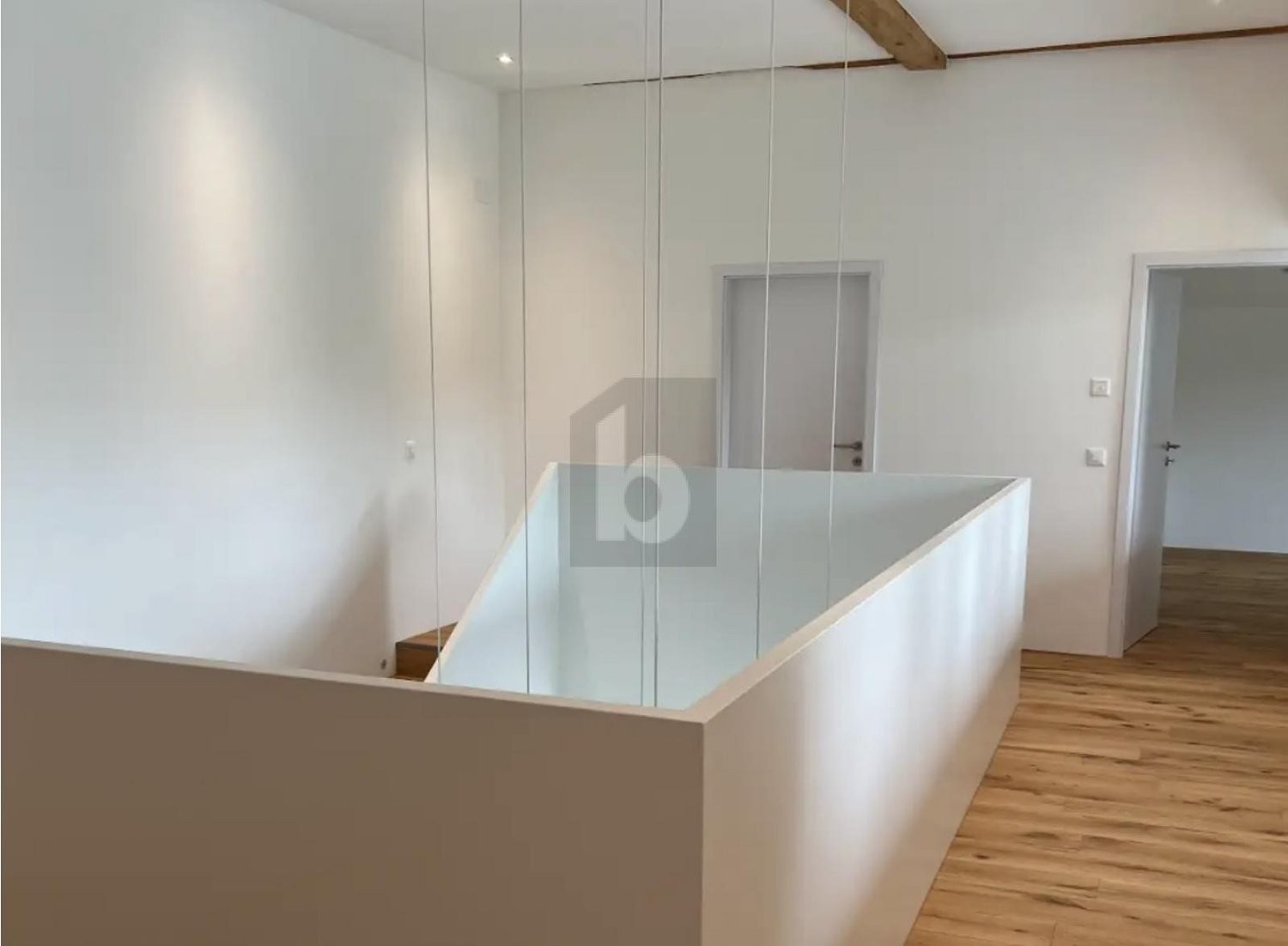 Casa singola di 5 ½ locali, foto 3 di 4