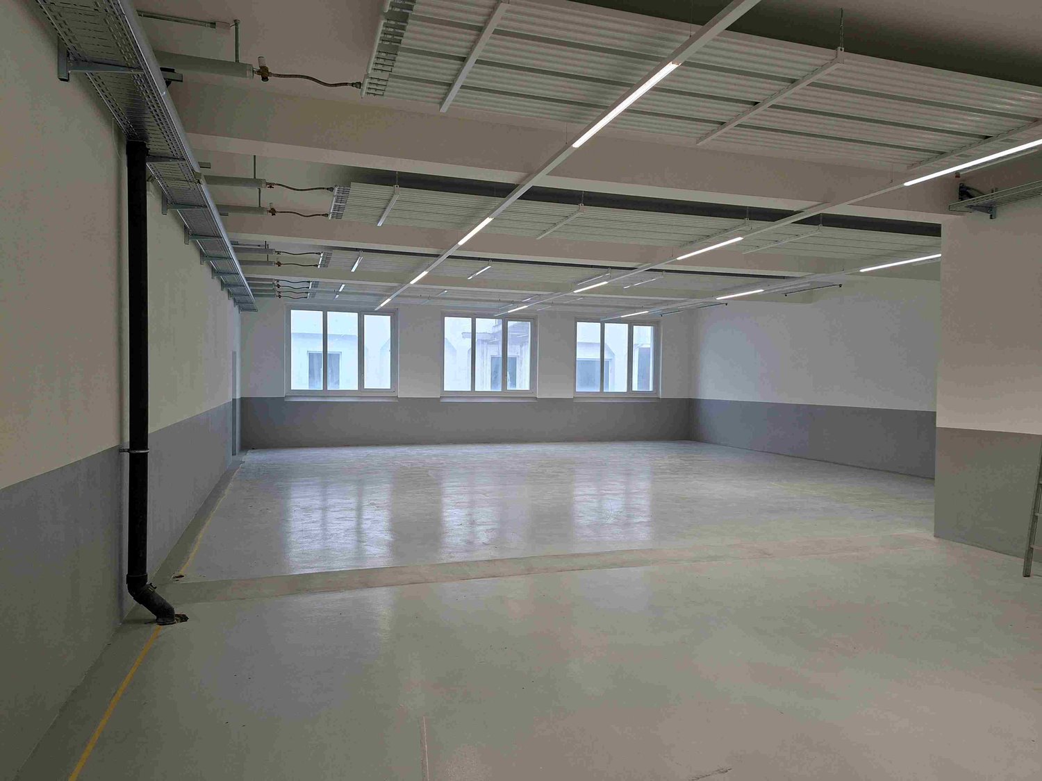 Oggetto industriale di 200m²