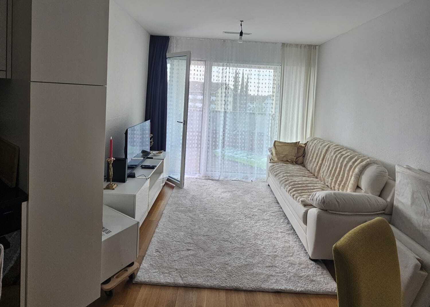 appartamento arredato di 2 locali, foto 1 di 10