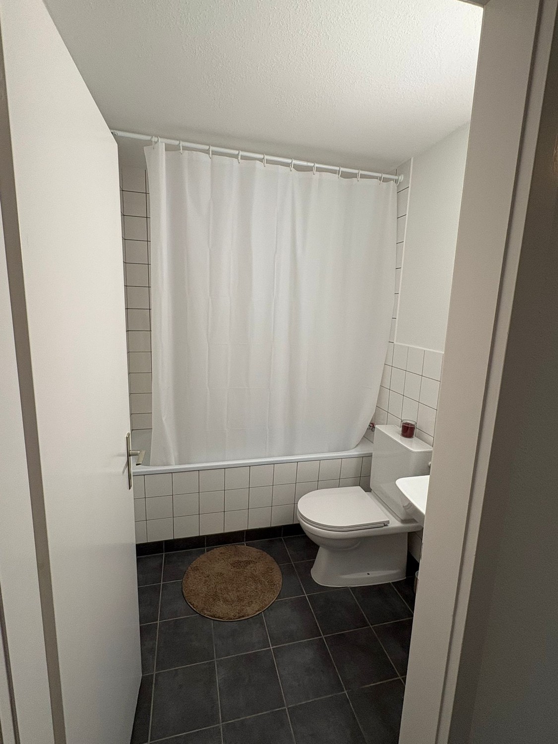 3 rooms apartment