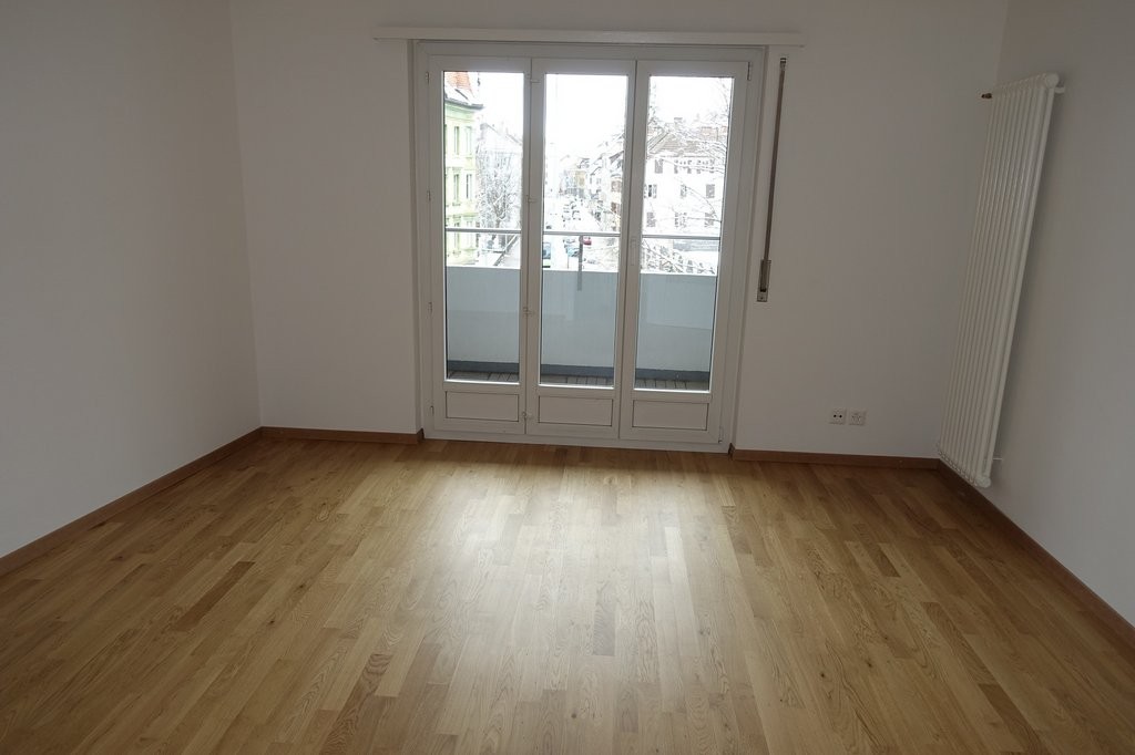 Appartamento di 2 ½ locali, foto 2 di 6