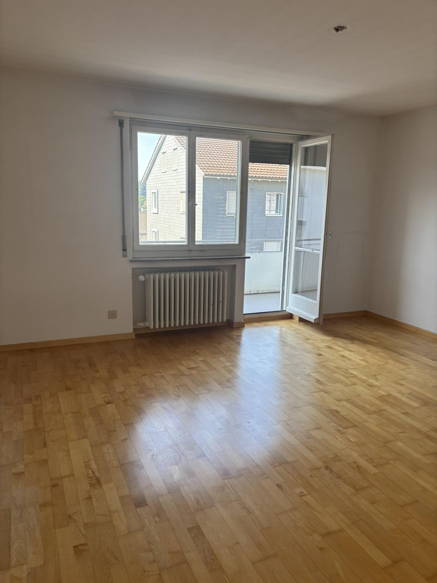 Appartamento di 4 locali, foto 2 di 8