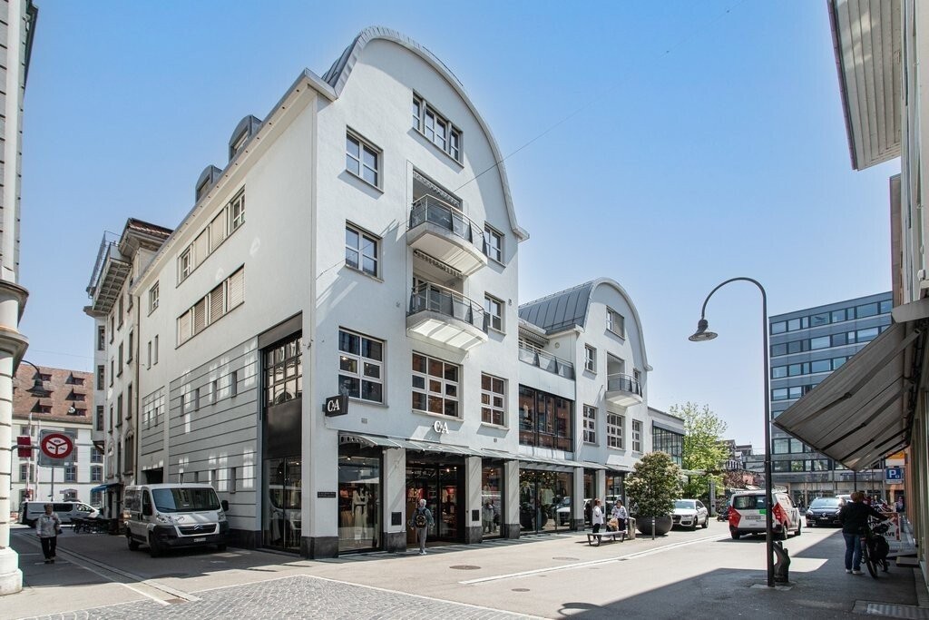 168m² commerciale