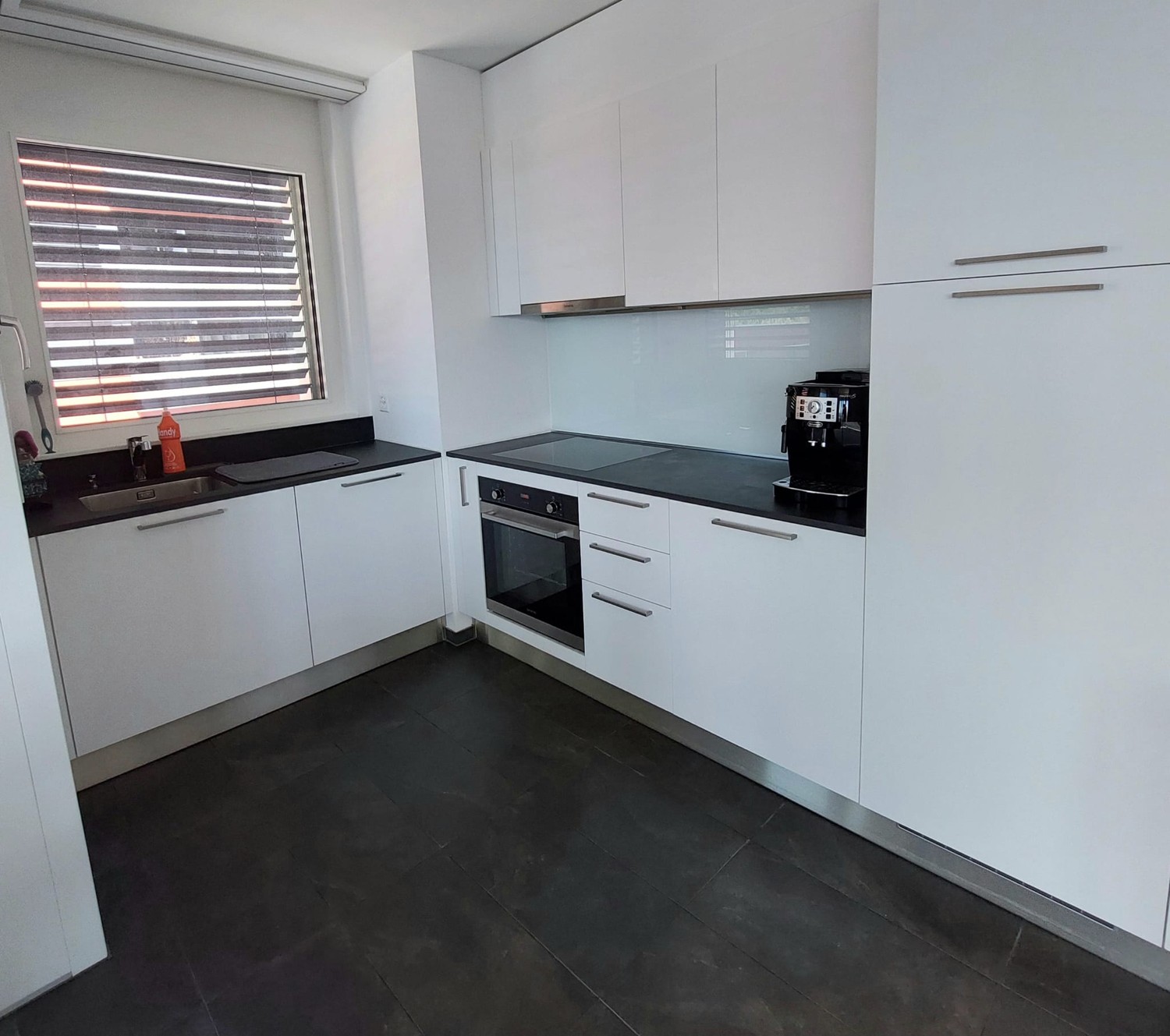 Appartamento di 2 ½ locali, foto 1 di 10