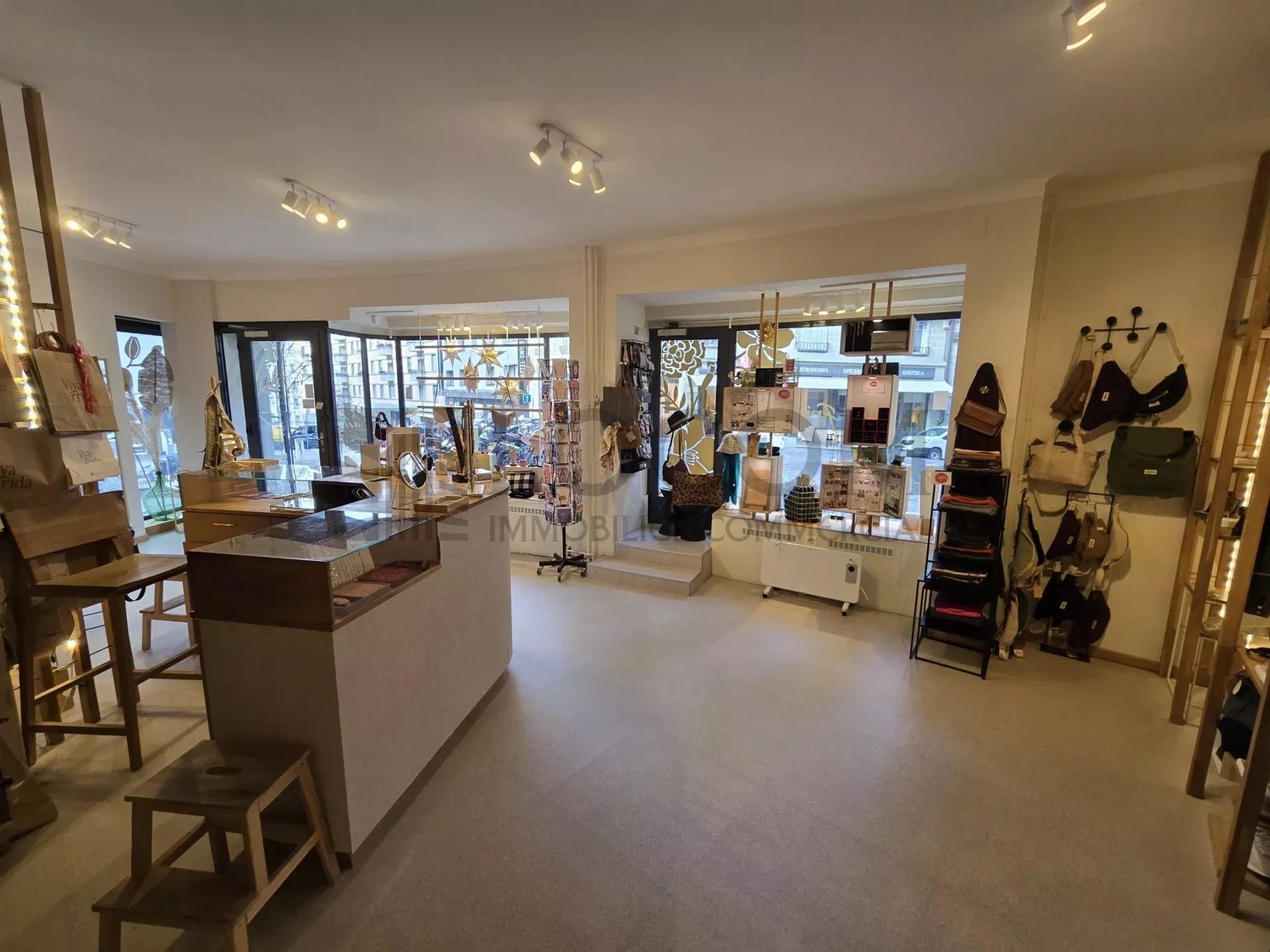 Shop, foto 6 di 10