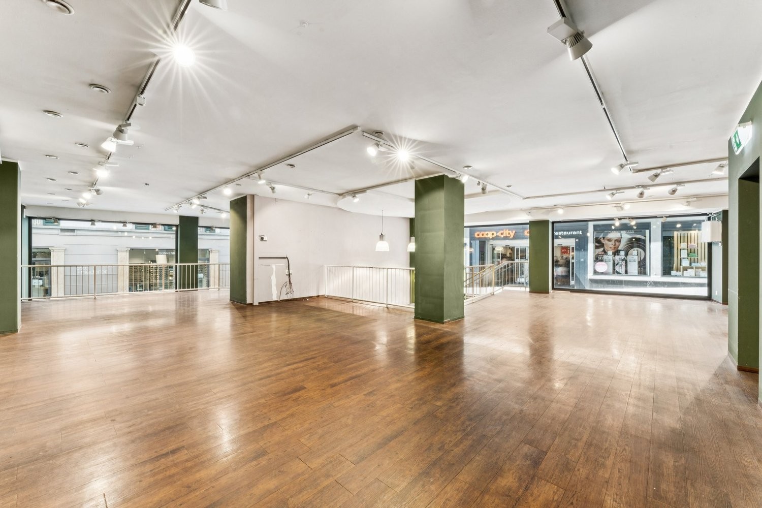 negozio di 281m²