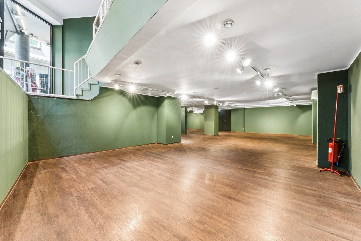 negozio di 281m²