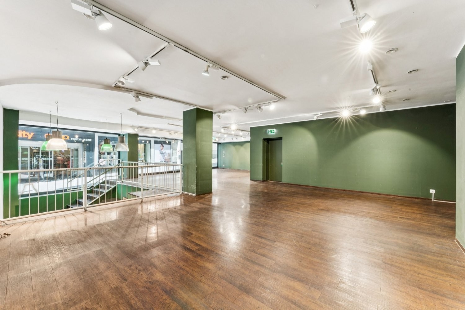 negozio di 281m²