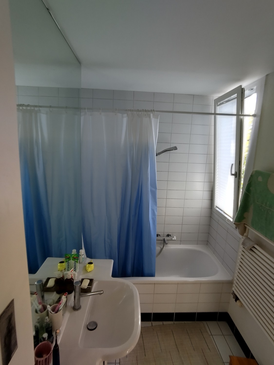 Stanza in un appartamento condiviso, foto 7 di 8