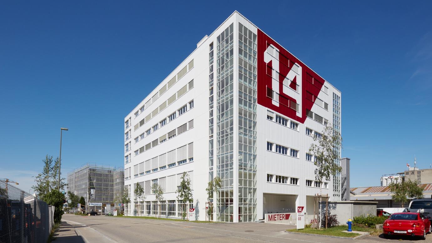 223m² office