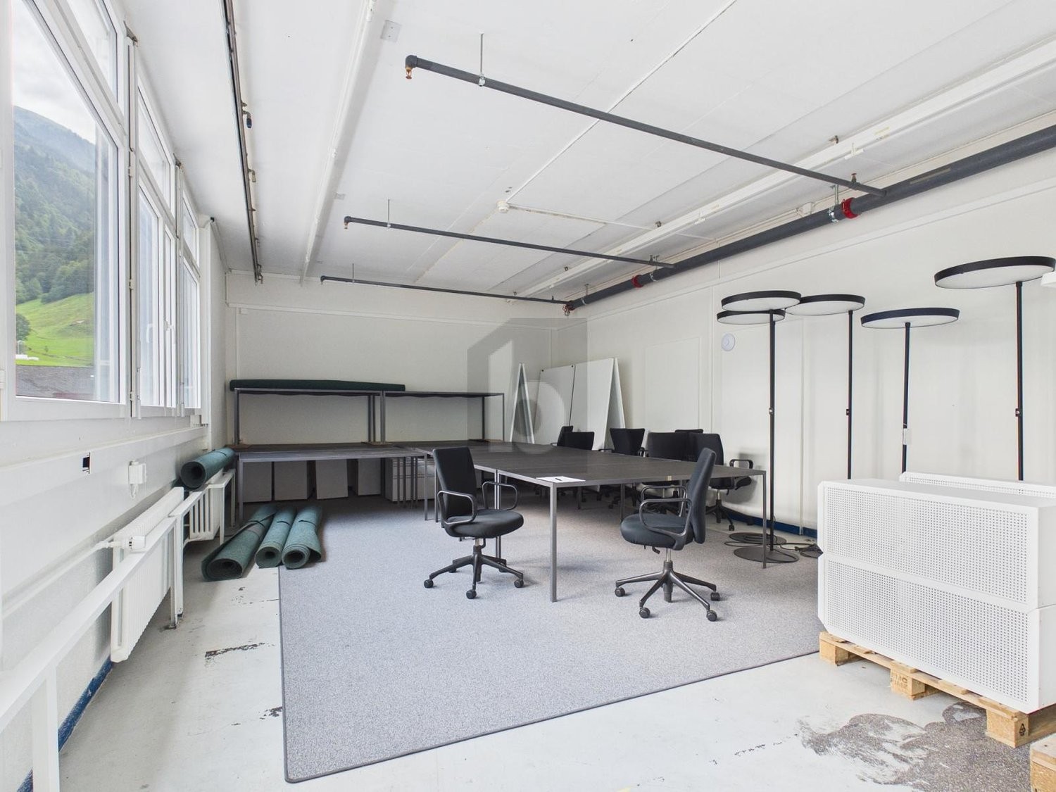 605m² industrial object