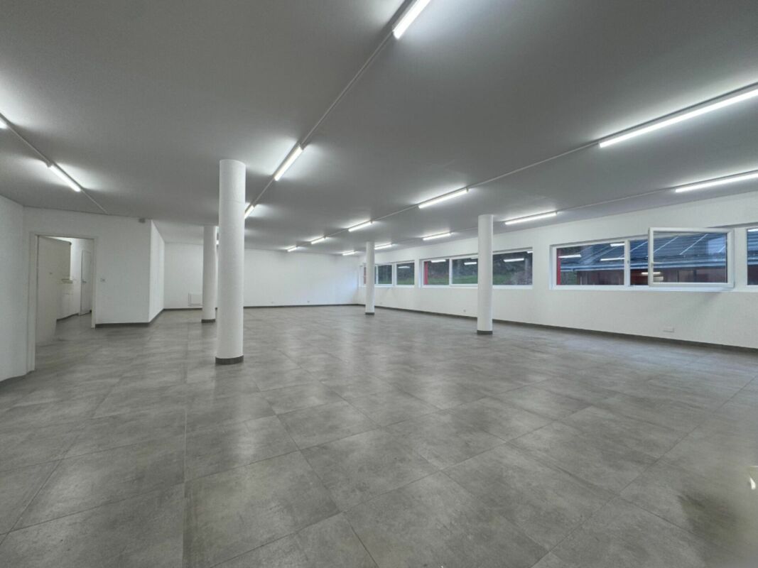 156m² ufficio