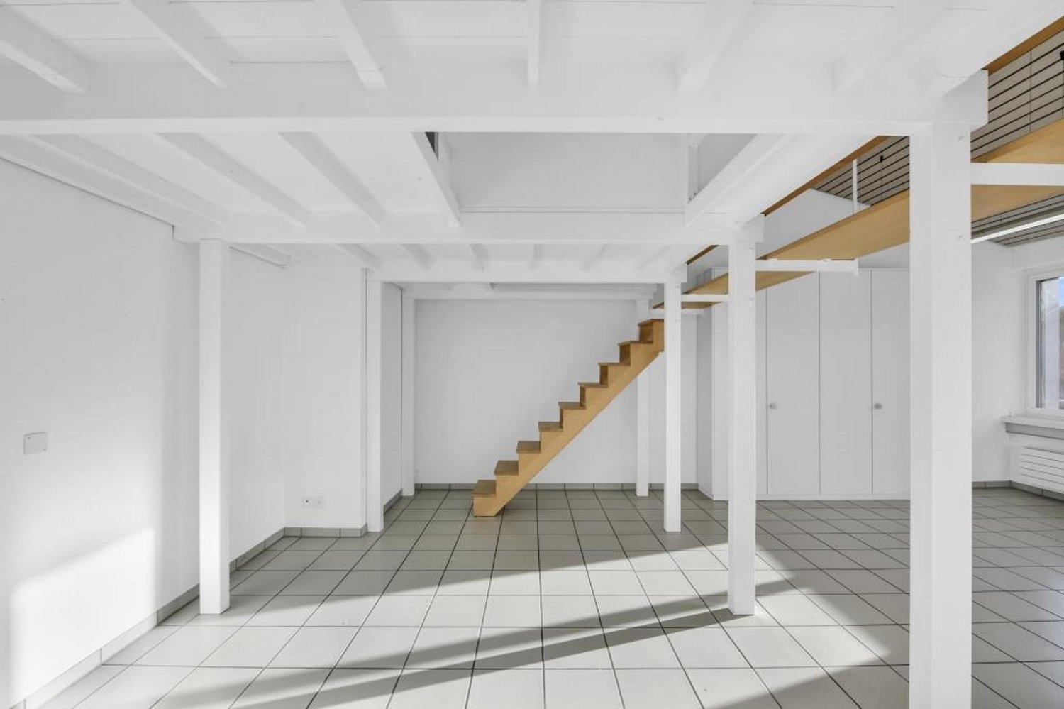 258m² ufficio