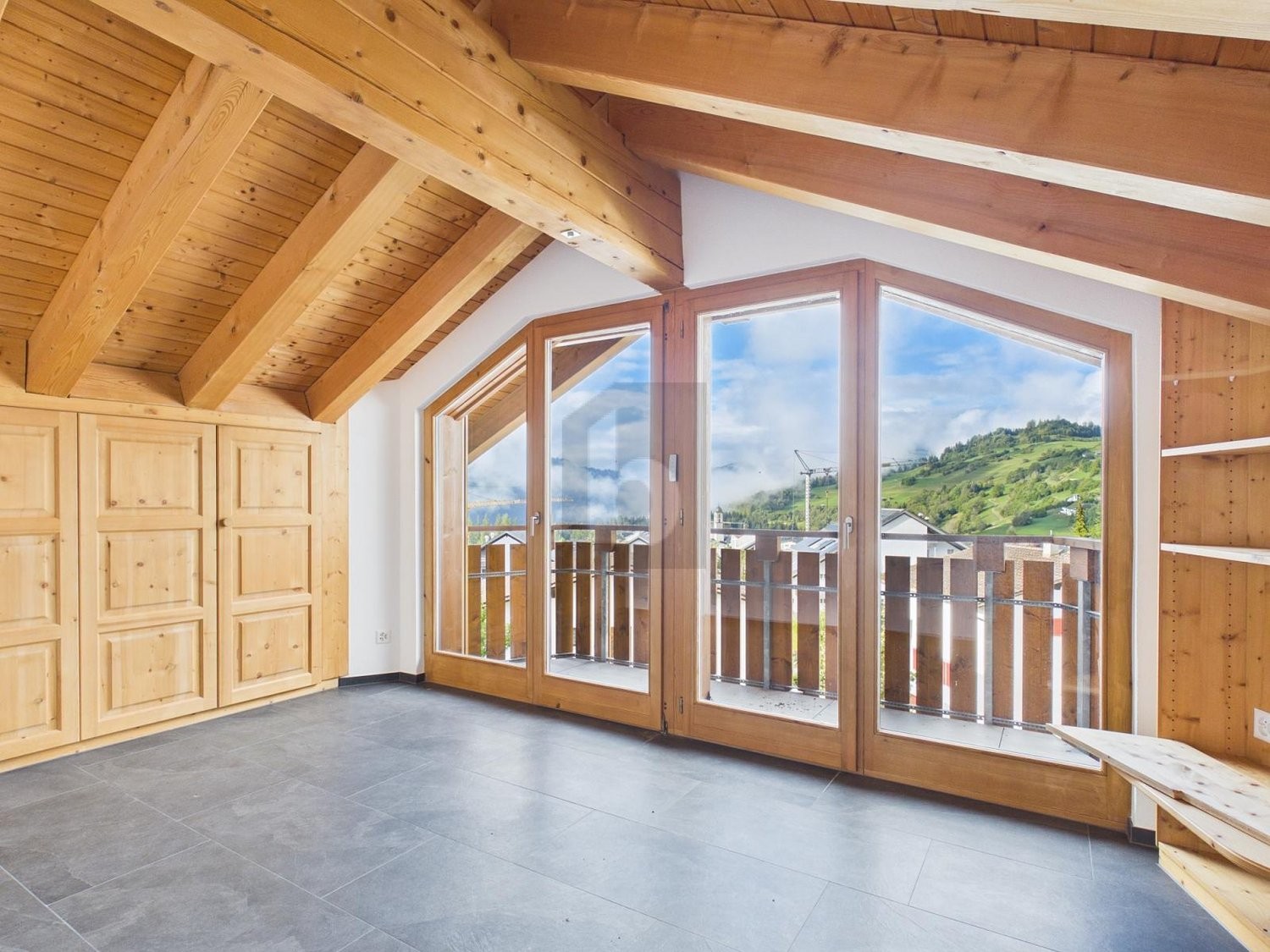 6 ½ rooms roof flat
