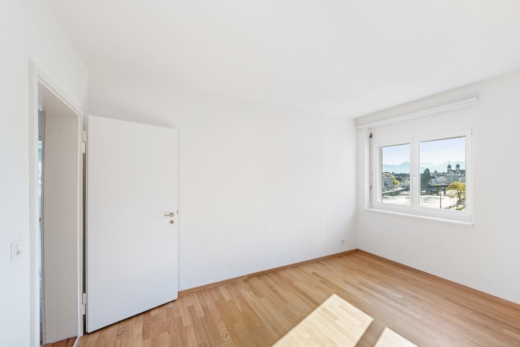 appartamento di 3 locali, foto 3 di 8