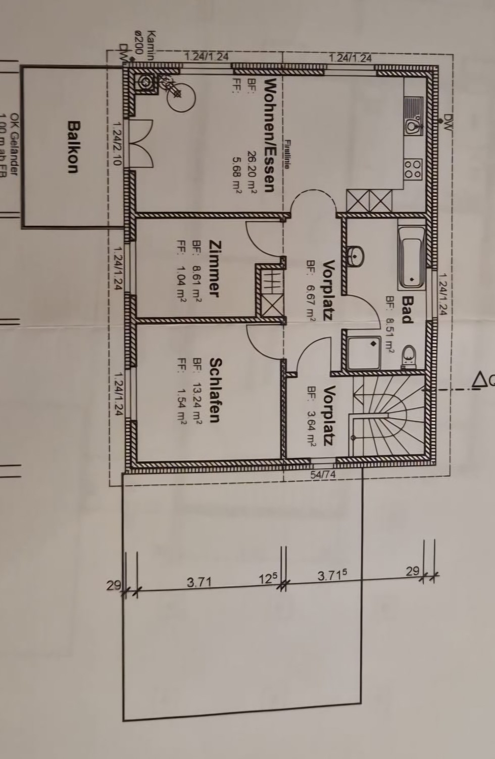 Appartement de 3 pièces

Emplacement calme avec 2 balcons et carport pour voiture. Animaux non souhaités.
