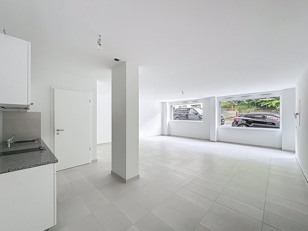 54m² negozio