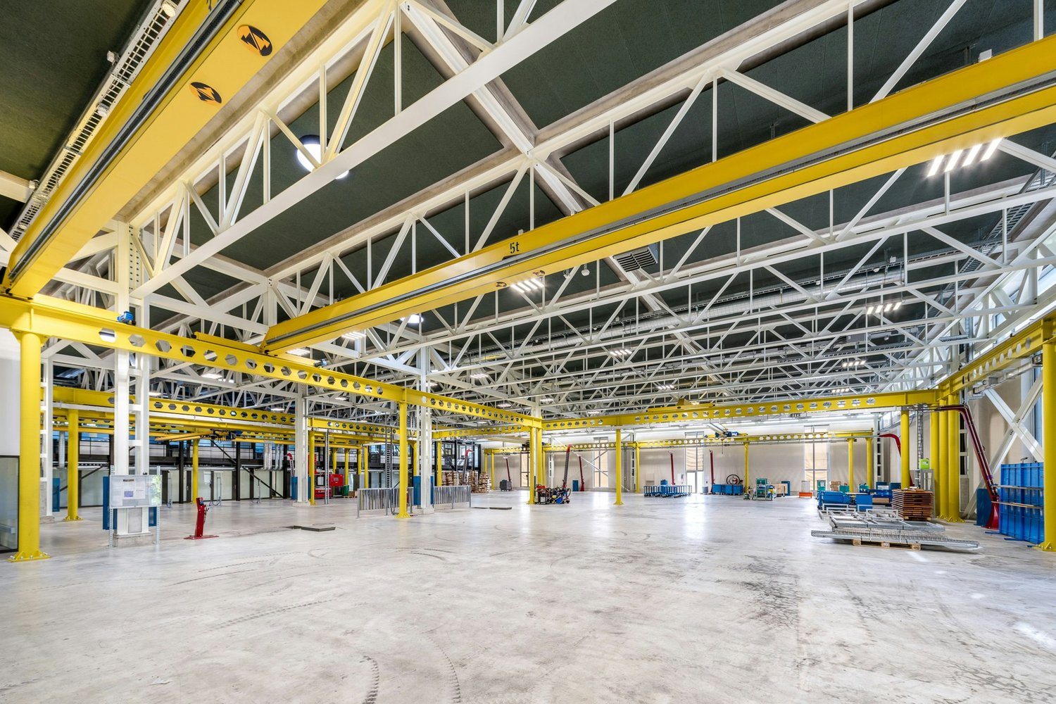 5300m² commercial