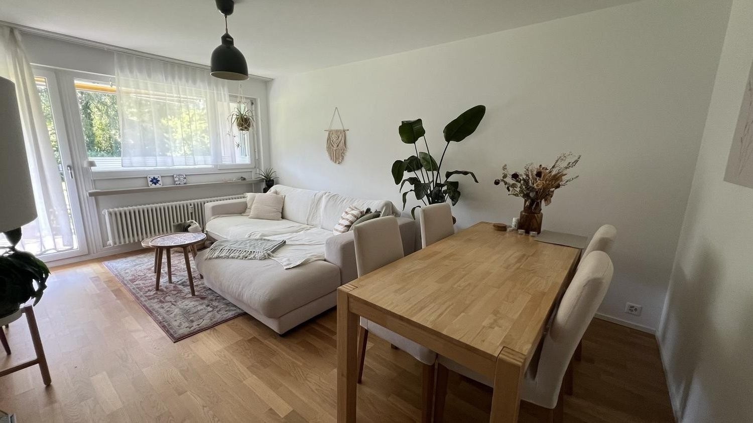 Appartamento di 2 ½ locali, foto 1 di 8