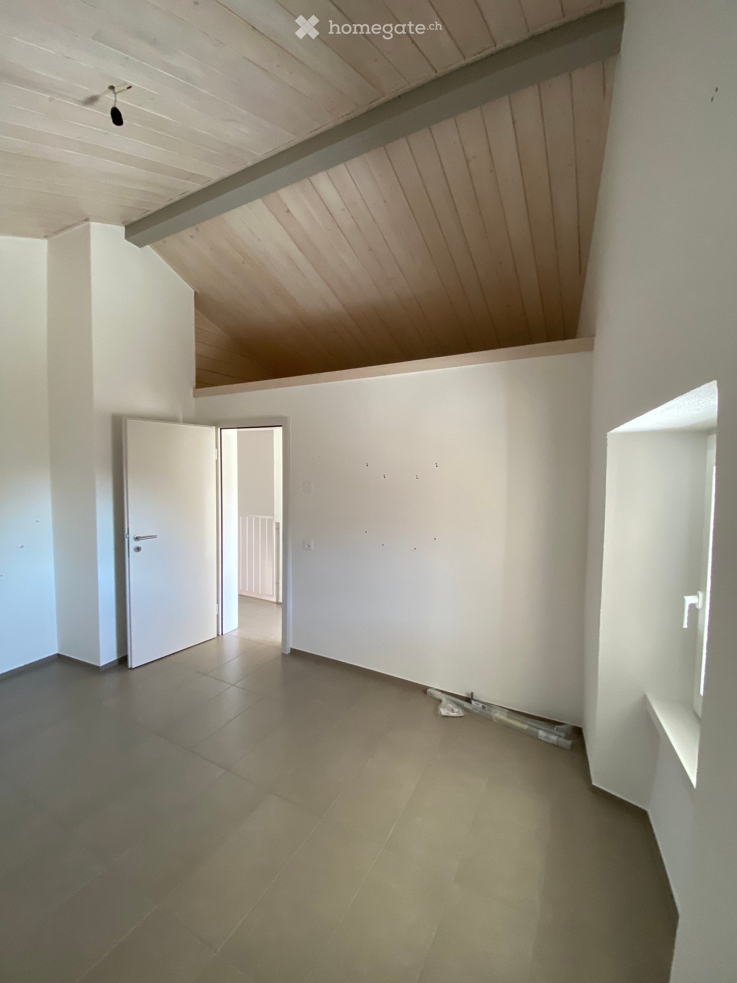 5 rooms single house