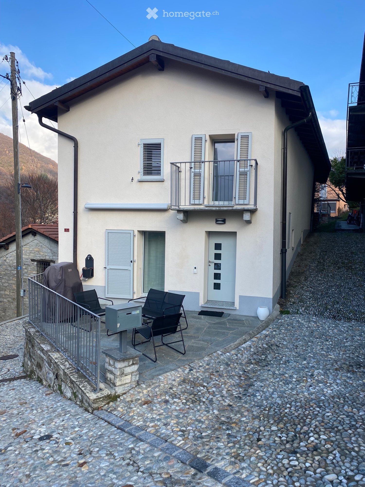 5 rooms single house