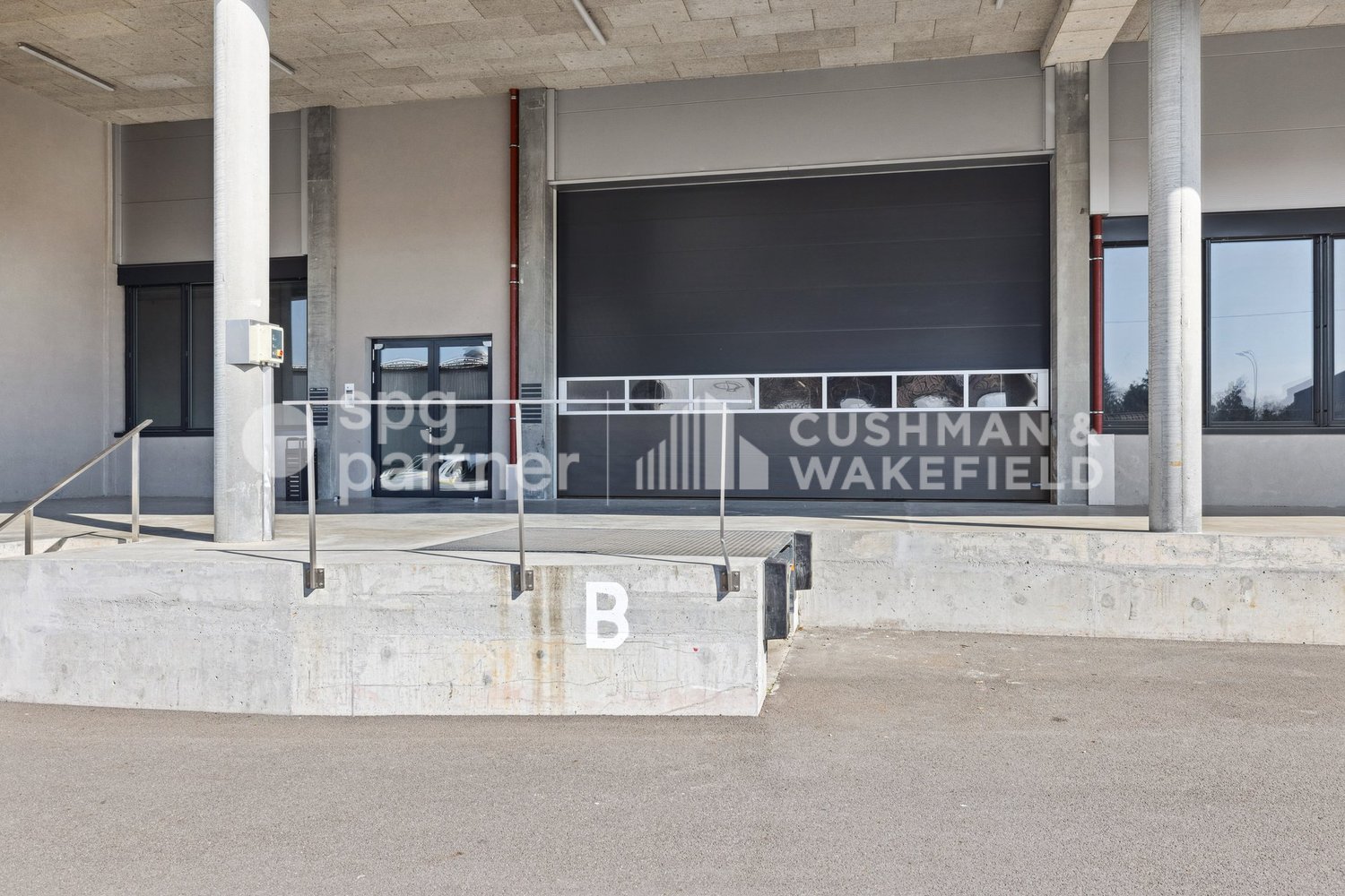 1500m² commerciale