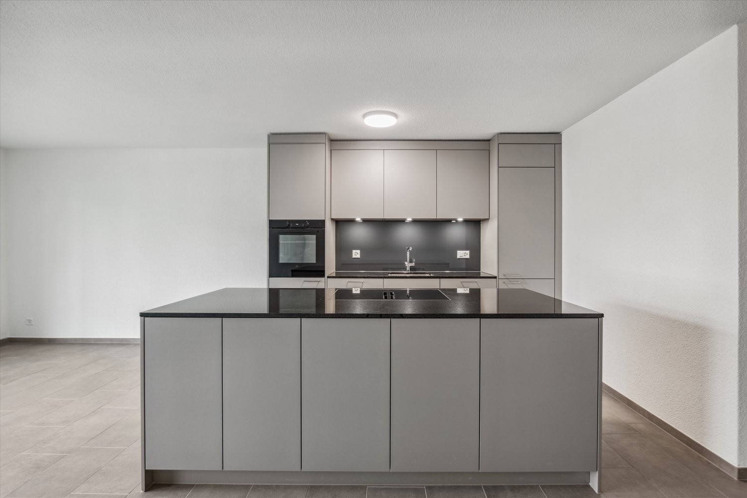 Appartamento di 3 ½ locali, foto 2 di 6