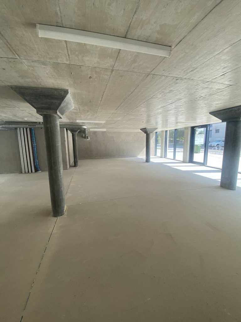 145m² commerciale, foto 7 di 7