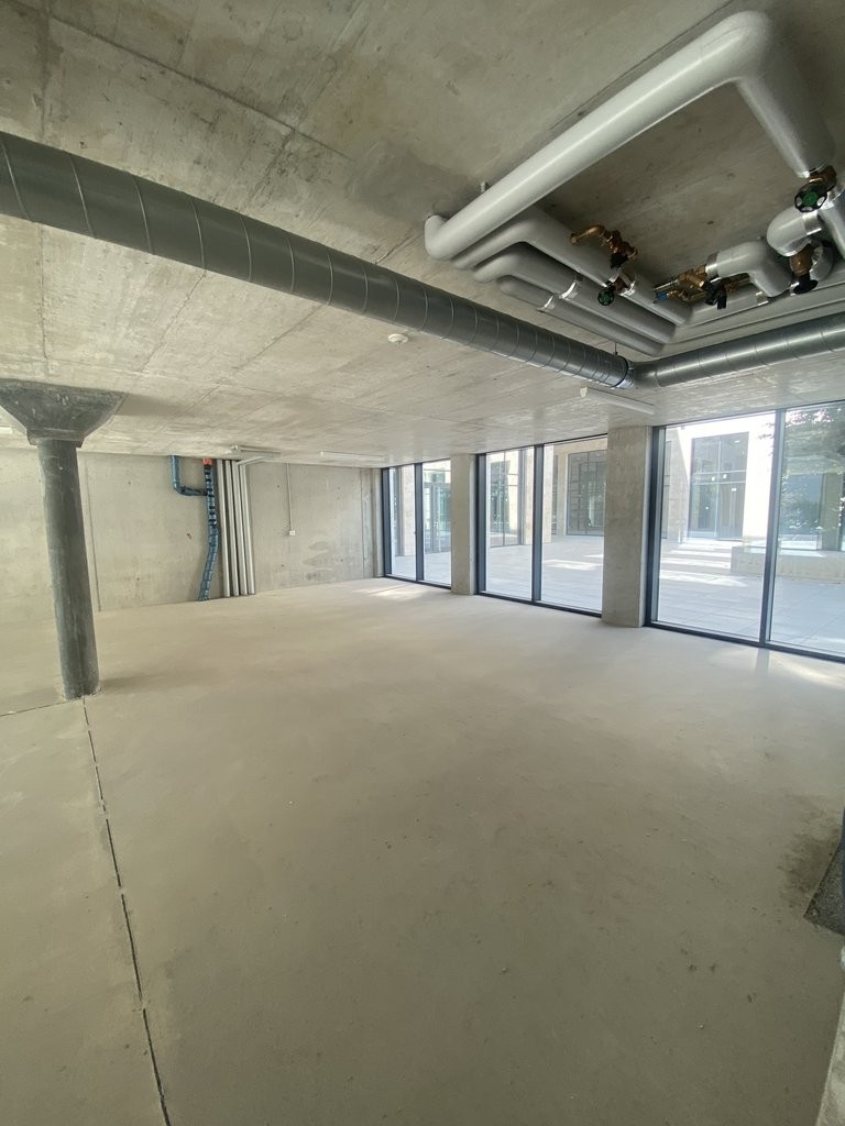145m² commerciale, foto 4 di 7