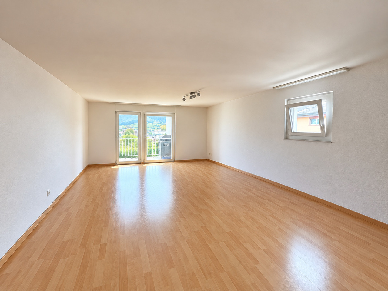 Appartamento di 4 ½ locali, foto 1 di 8
