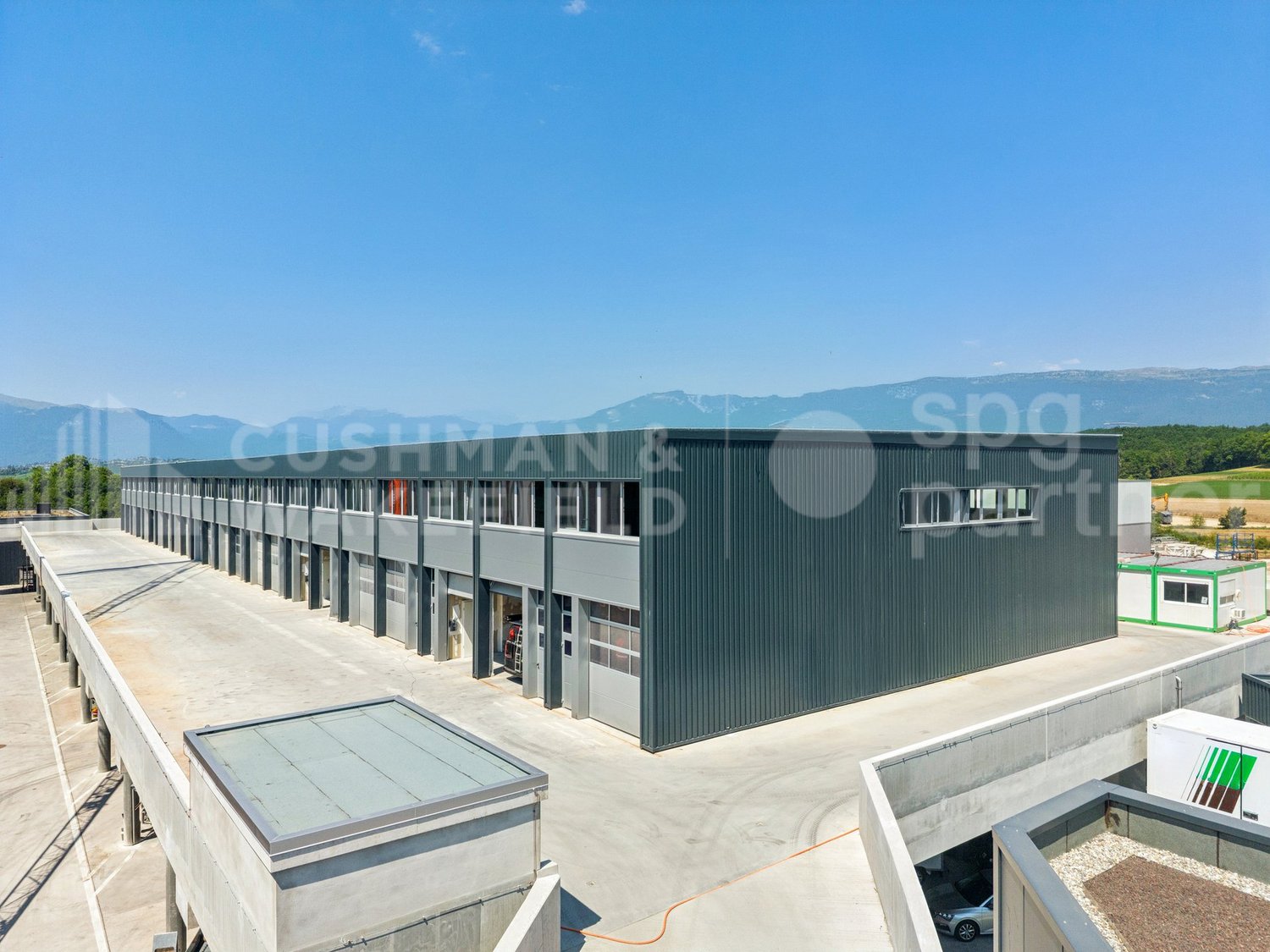 Atelier di 230m²