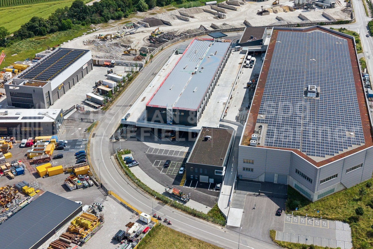 Atelier di 230m²