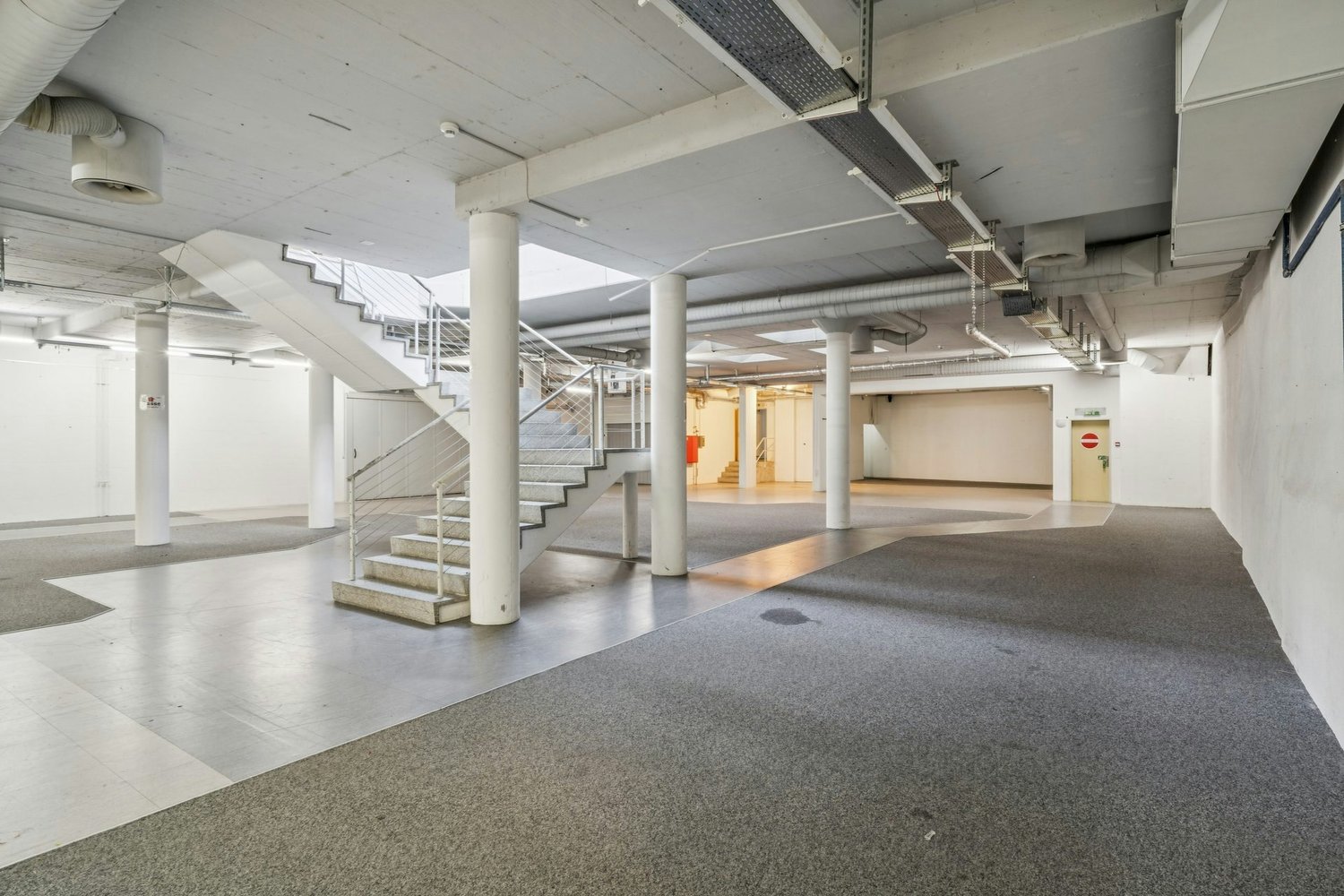 1081m² commercial, foto 8 di 10