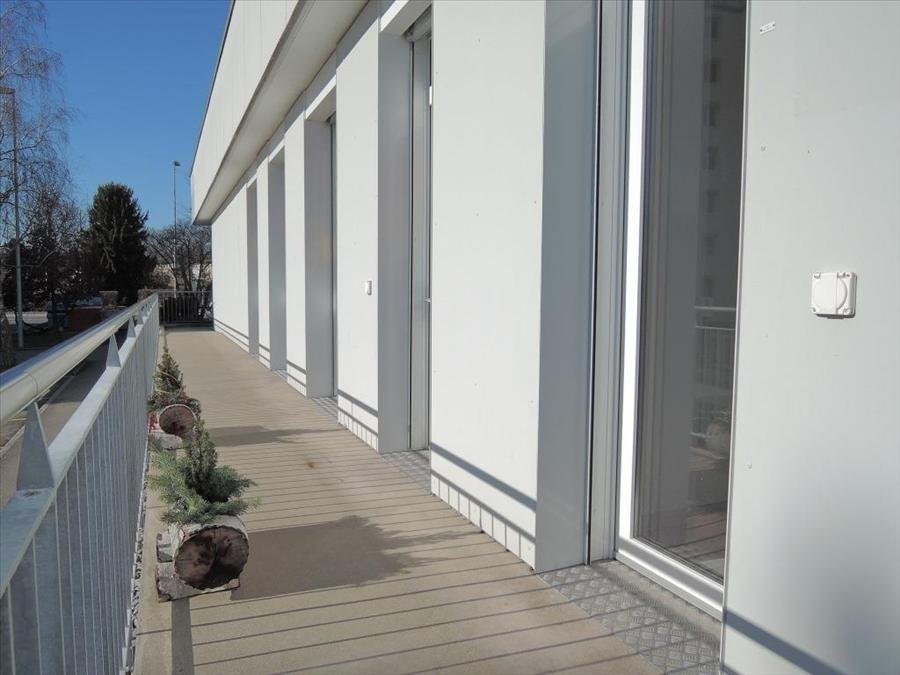 negozio di 100m², foto 2 di 9