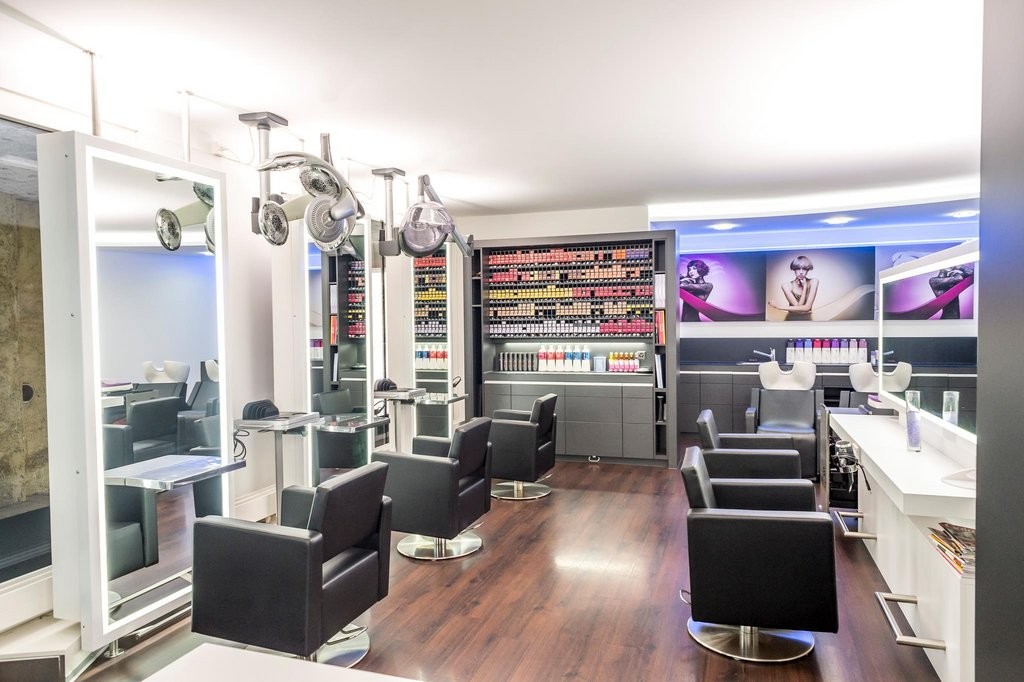 98m² shop