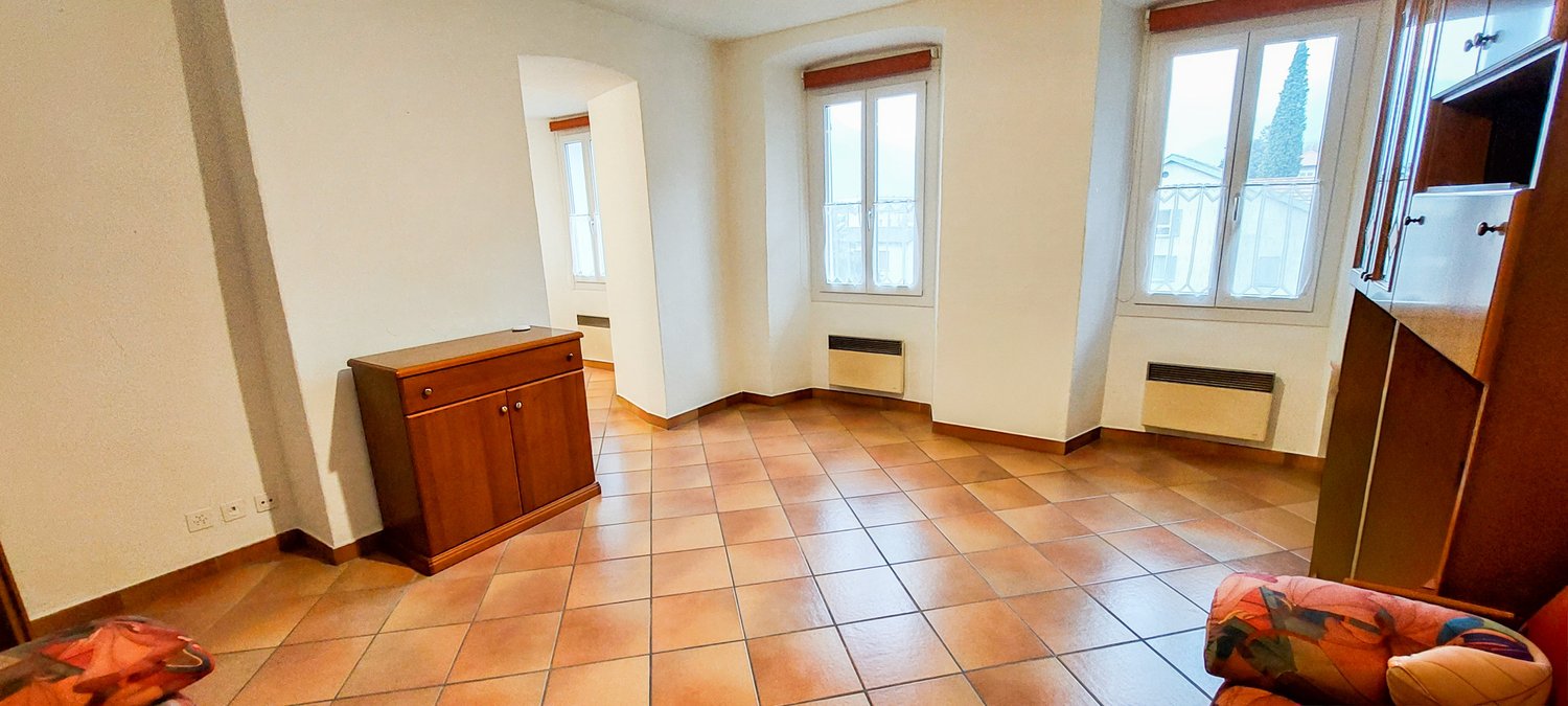 2 rooms apartment, foto 1 di 10