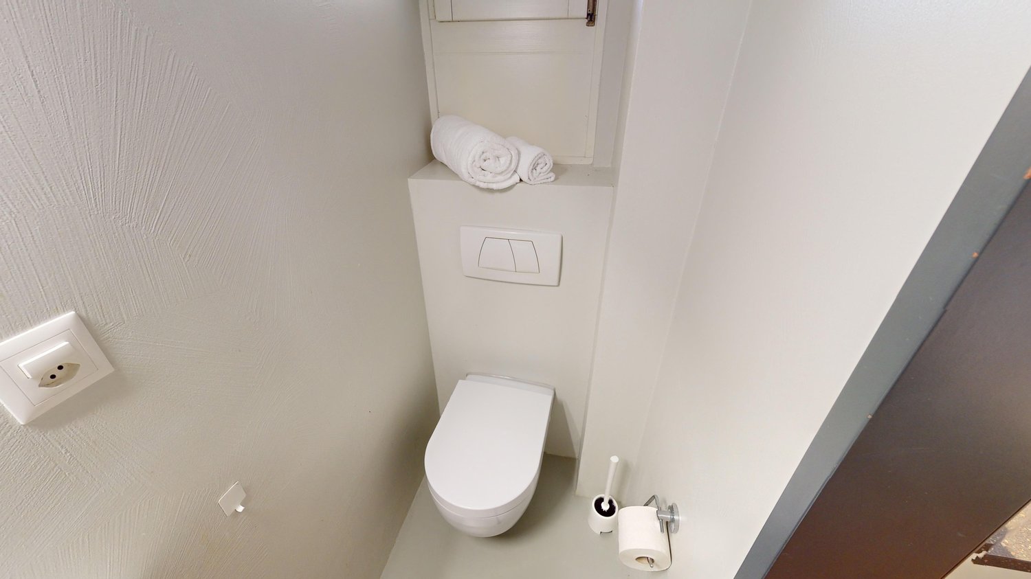 1 room furnished flat