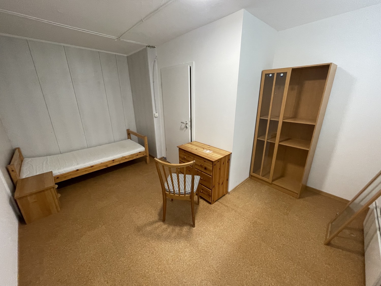 Chambre dans un appartement partagé